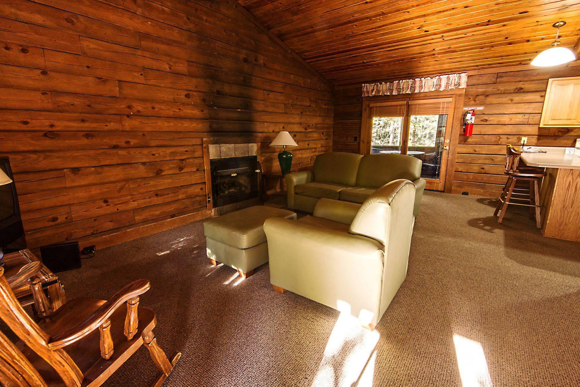 Lake Barkley State Resort Canton Exteriör bild
